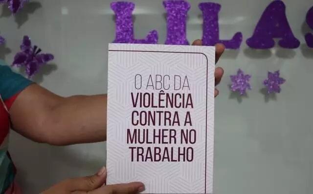 Violência contra mulher no ambiente de trabalho é tema de cartilha do MPT Violência contra mulher no ambiente de trabalho é tema de cartilha do MPT