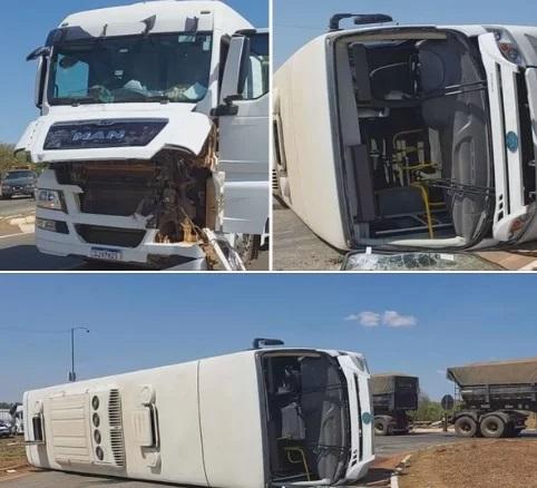 Acidente com micro-ônibus do exército e caminhão deixa militares feridos em rodovia de GOIÁS