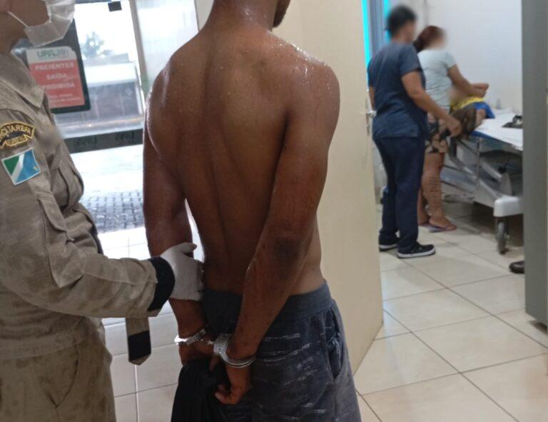 Após fugir da UPA, jovem sob efeito de drogas ataca familiares e acaba preso em flagrante