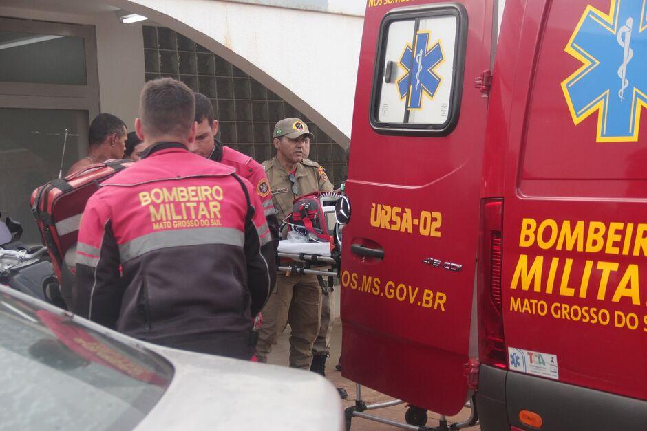 Bebê se afoga em balde e é salvo pelo Corpo de Bombeiros da capital Bebê se afoga em balde e é salvo pelo Corpo de Bombeiros da capital