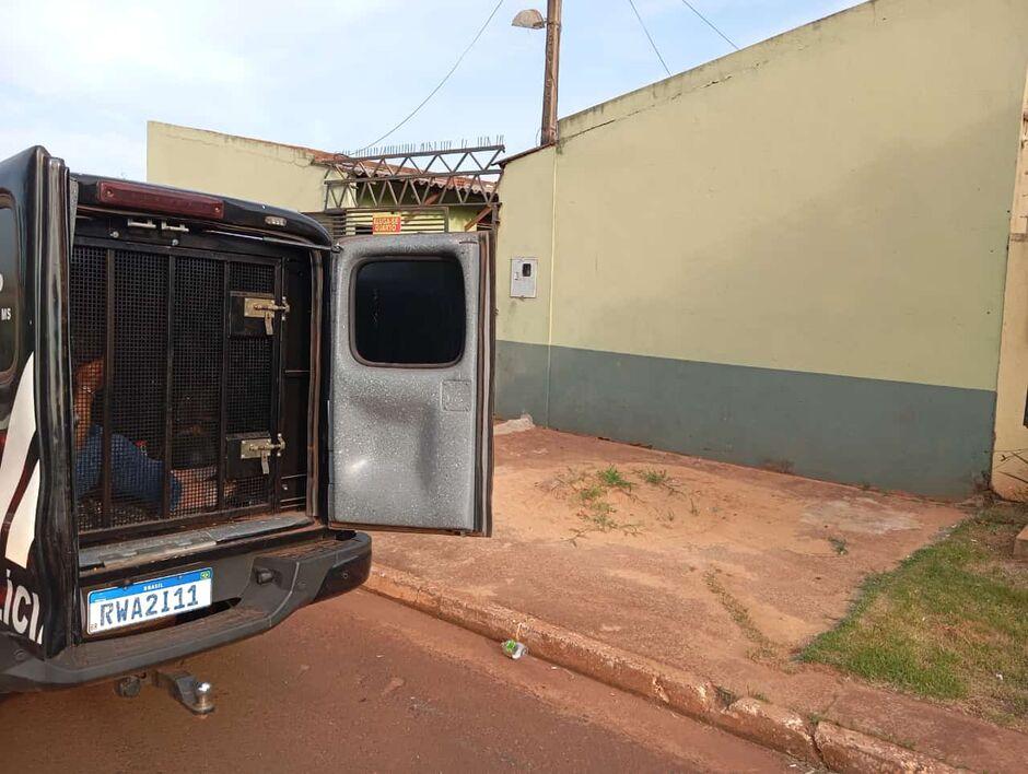 Com corpo de esposa na cama, marido inventou que ela se matou no banheiro em Ponta Porã Com corpo de esposa na cama, marido inventou que ela se matou no banheiro em Ponta Porã