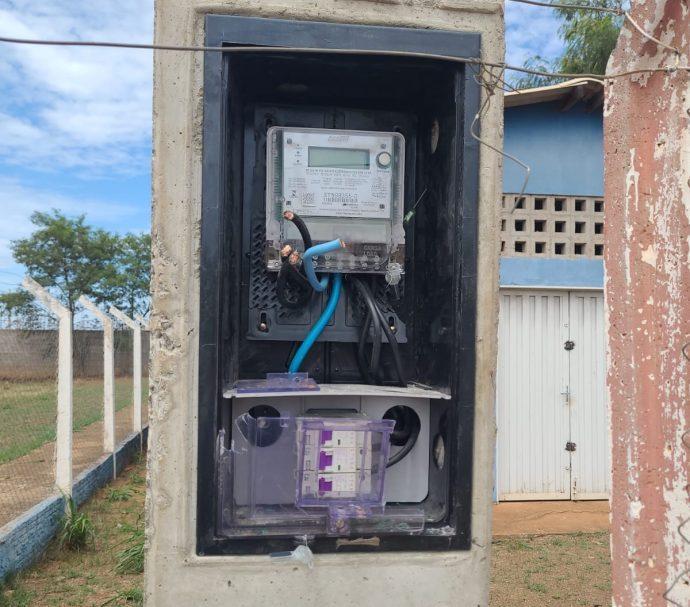 Fios elétricos da casa de bombas do piscinão do Jardim Cangalha são furtados Fios elétricos da casa de bombas do piscinão do Jardim Cangalha são furtados