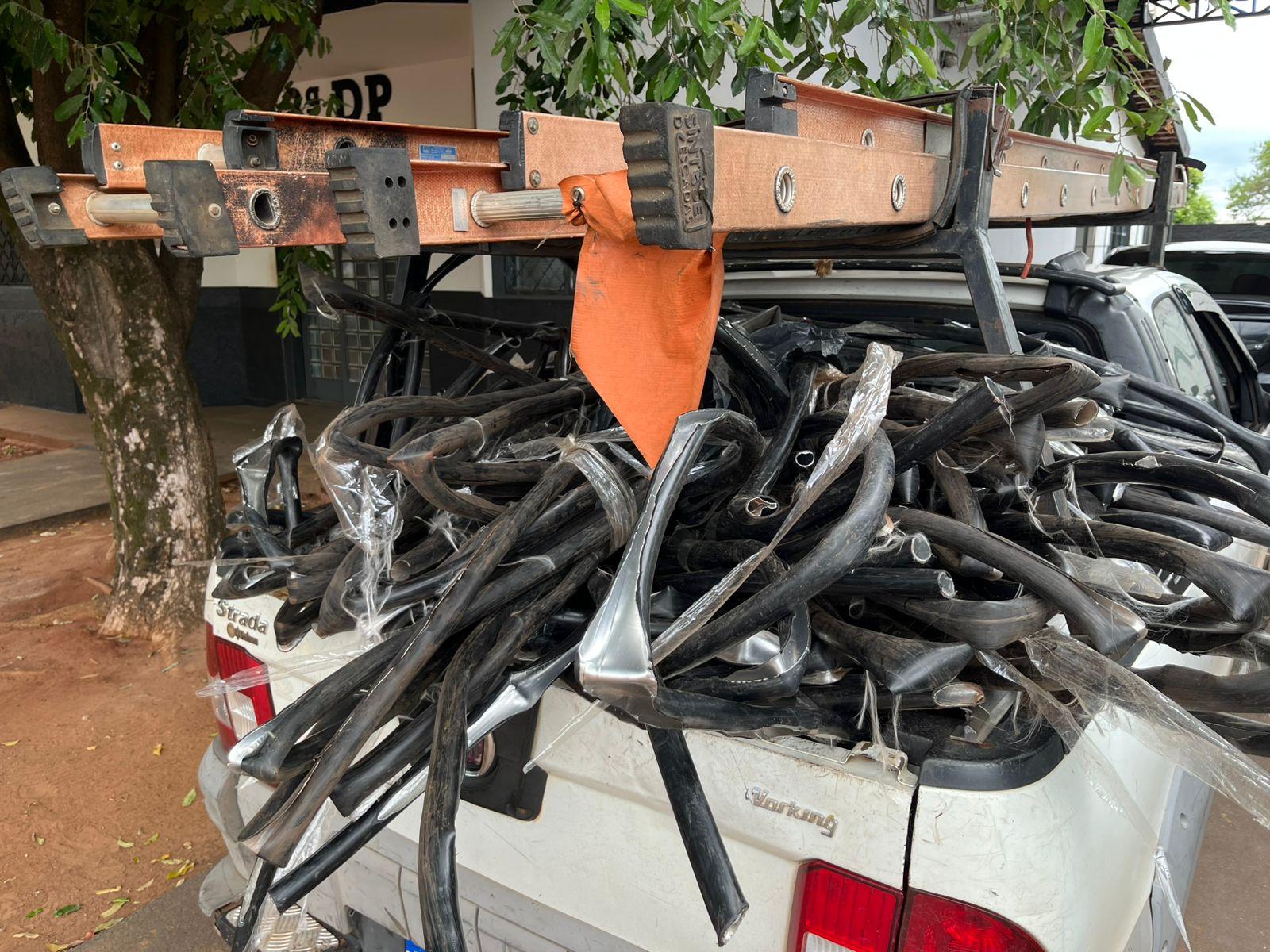 Homem que já trabalhou em empresa de internet e usava sua habilidade para furtar fios é preso no Vila Verde
