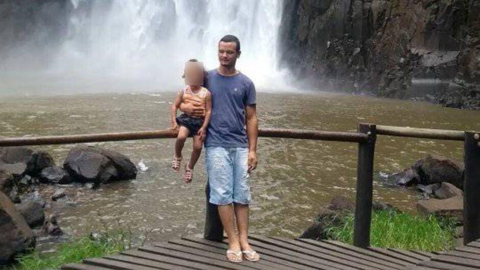 Morte de jovem esmagado por carro abala irmã e familiares: 'me dê forças'