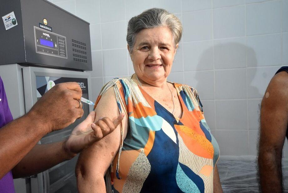 MS recebe novas doses de vacina contra Covid-19; saiba quem pode se vacinar