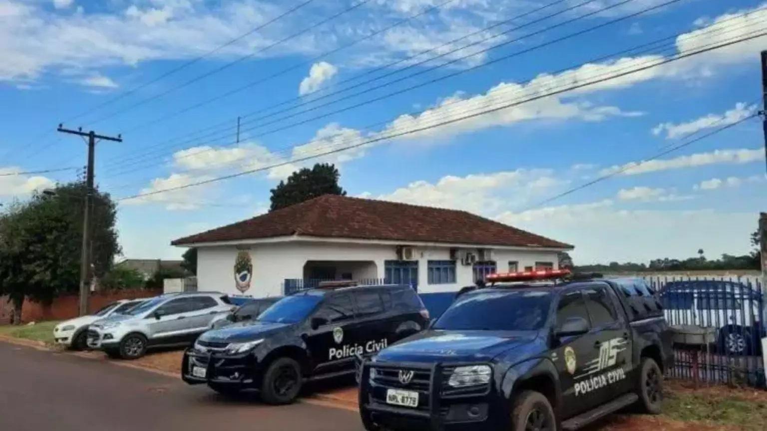 Pedestre morre atropelada por caminhonete ao caminhar na contramão na MS-385 Pedestre morre atropelada por caminhonete ao caminhar na contramão na MS-385
