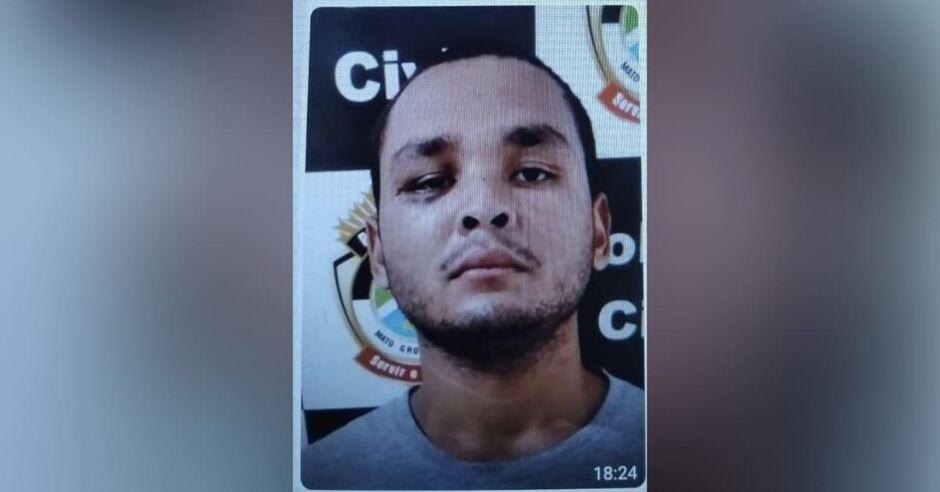 Suspeito de homicídio em Campo Grande é confundido com andarilho em Terenos Suspeito de homicídio em Campo Grande é confundido com andarilho em Terenos