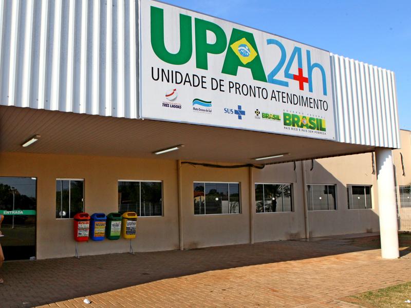 Mulher que quebrou vidros e computadores na UPA foge e é procurada pela polícia 