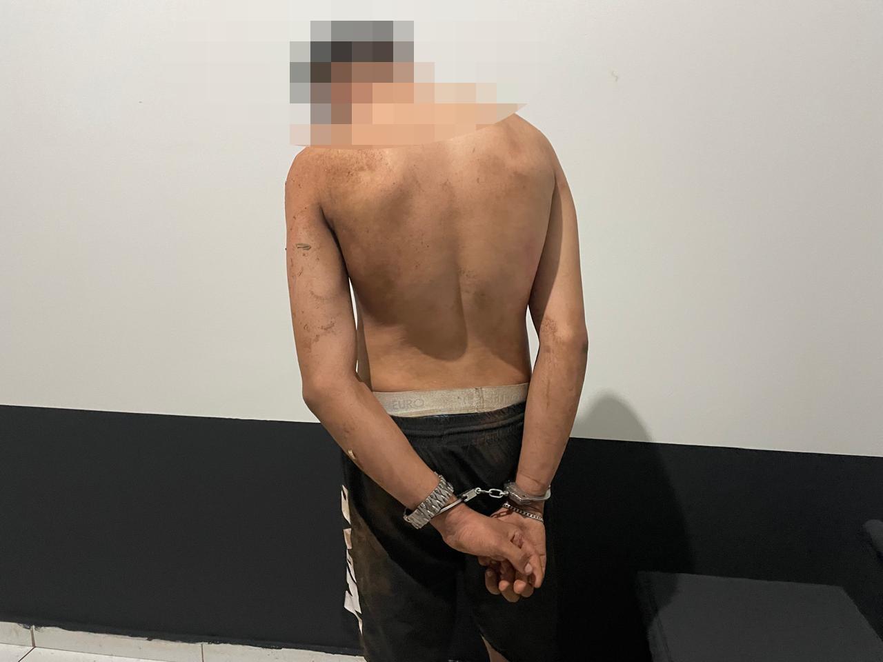 "Olheiro" é apreendido após ele e seu comparsa conhecido como "Escorpião" furtar Biz que seria vendida por R$ 500,00