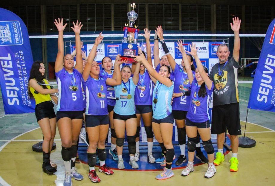 Escola de vôlei Adilson Machado (EVAM) conquista o título de campeã no voleibol feminino da copa SEJUVEL Escola de vôlei Adilson Machado (EVAM) conquista o título de campeã no voleibol feminino da copa SEJUVEL