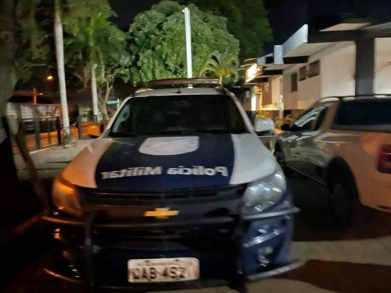 Homem armado invade residência e ameaça “picar mulher na bala” na Esplanada NOB em Três Lagoas Homem armado invade residência e ameaça “picar mulher na bala” na Esplanada NOB em Três Lagoas