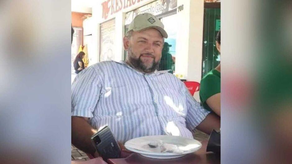 Motorista morre em batida entre carretas na BR-163, em Jaraguari