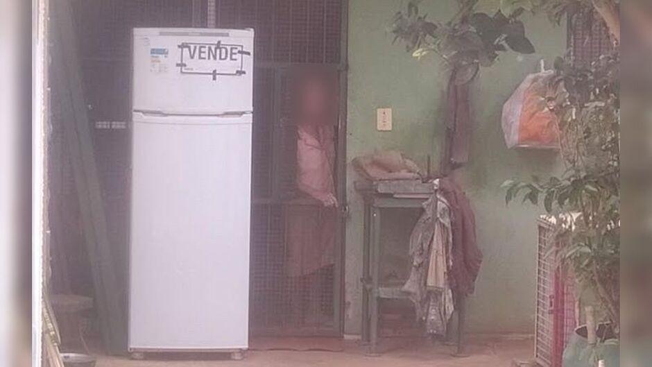 Idosa abandonada é encontrada sem comida e em situação insalubre em Campo Grande Idosa abandonada é encontrada sem comida e em situação insalubre em Campo Grande