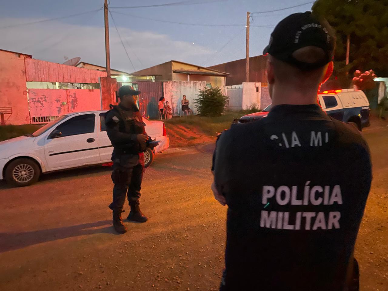 Motorista de ônibus é encontrado sem vida em residência no Jardim Alvorada