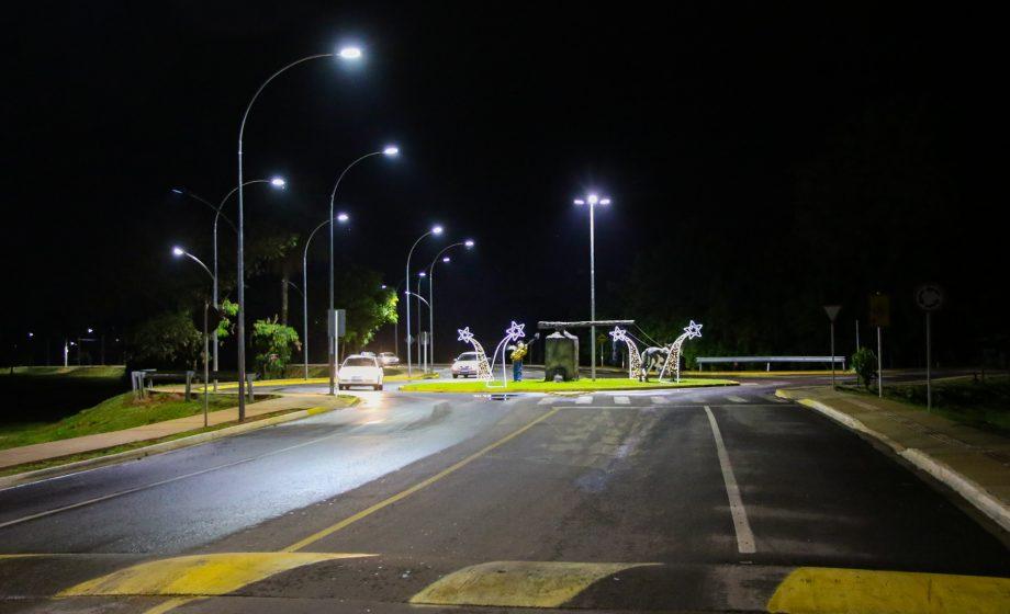 Avenida dos Oleiros, na 2º Lagoa de Três Lagoas, recebe iluminação em LED