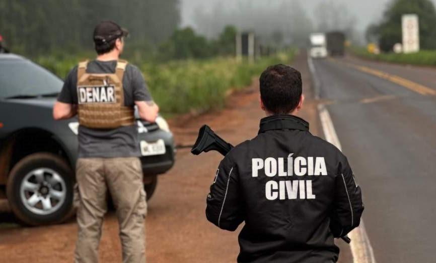 Caminhoneiro contratado para carregar celulose é preso na BR-262 com maconha e cocaína 