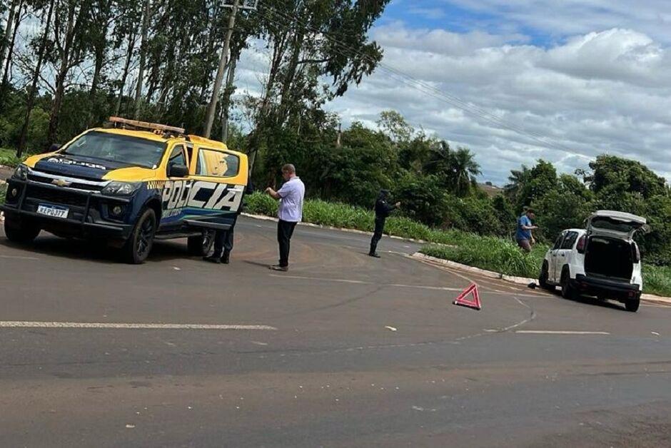 Conselheira tutelar fica ferida em acidente com carreta na MS-134, em Batayporã