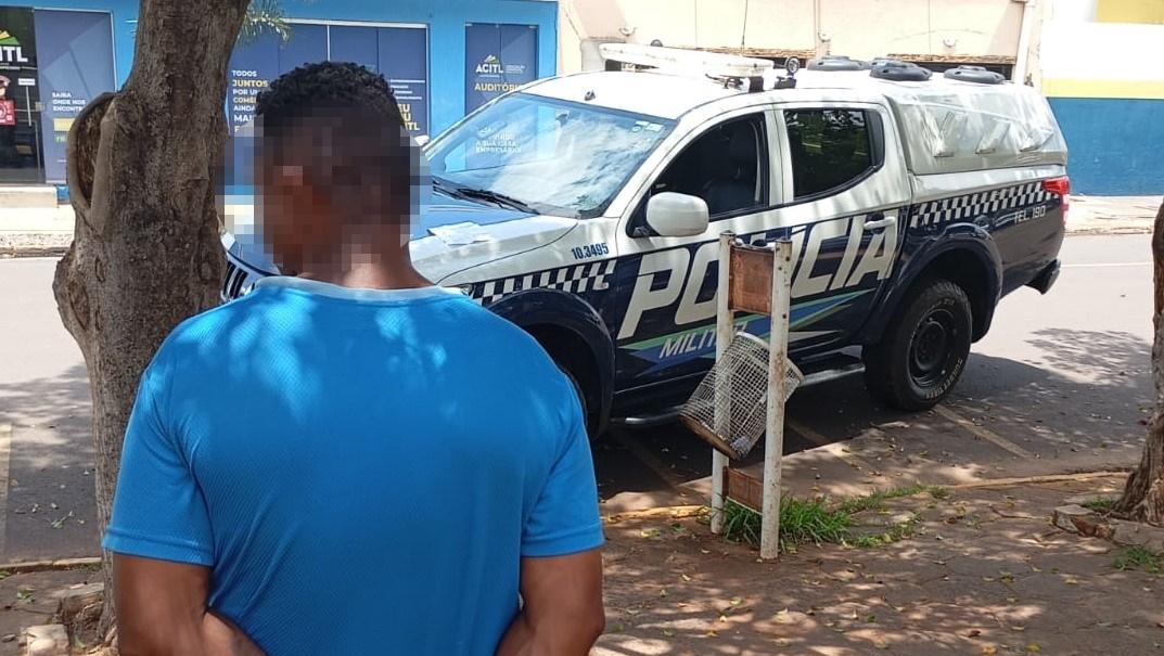 Homem com Histórico Criminal Causa Perturbação na Rodoviária de Três Lagoas: PM Intensifica Rondas para Garantir Segurança