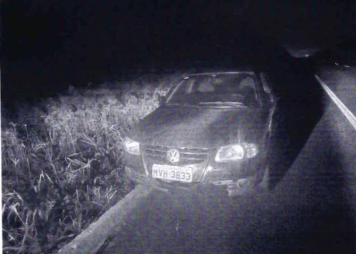 Homem confessa assassinato de colega a facadas dentro de carro na BR-262 Homem confessa assassinato de colega a facadas dentro de carro na BR-262
