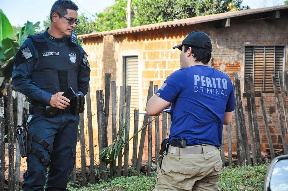 Homem é encontrado morto, com sinais de violência, após gritos de socorro em Corumbá