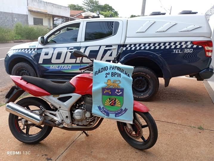Moto Furtada é Recuperada pela Polícia Militar em Três Lagoas: Trabalho Eficaz Garante Retorno ao Dono Moto Furtada é Recuperada pela Polícia Militar em Três Lagoas: Trabalho Eficaz Garante Retorno ao Dono