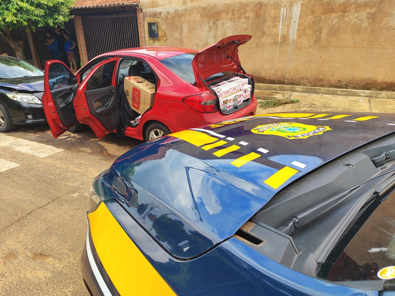 Motorista de Ford Ka bate em Toyota Corolla após tentativa de fuga na BR-262 Motorista de Ford Ka bate em Toyota Corolla após tentativa de fuga na BR-262