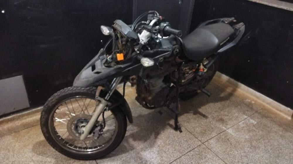 Polícia Militar Recupera Motocicleta Furtada e Apreende Adolescente com Drogas no Bairro Vila Piloto Polícia Militar Recupera Motocicleta Furtada e Apreende Adolescente com Drogas no Bairro Vila Piloto