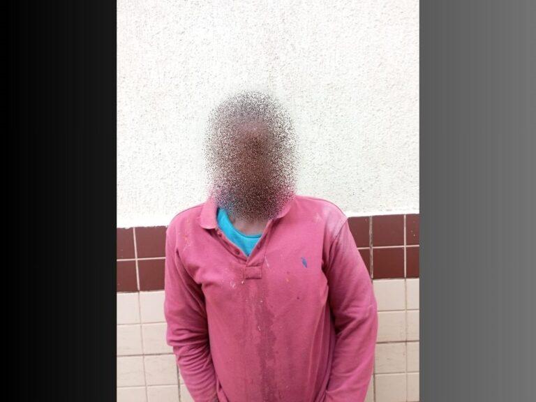 Homem que expôs seu órgão genital em sorveteria e se masturbar na presença de mulheres e crianças é preso pela PM