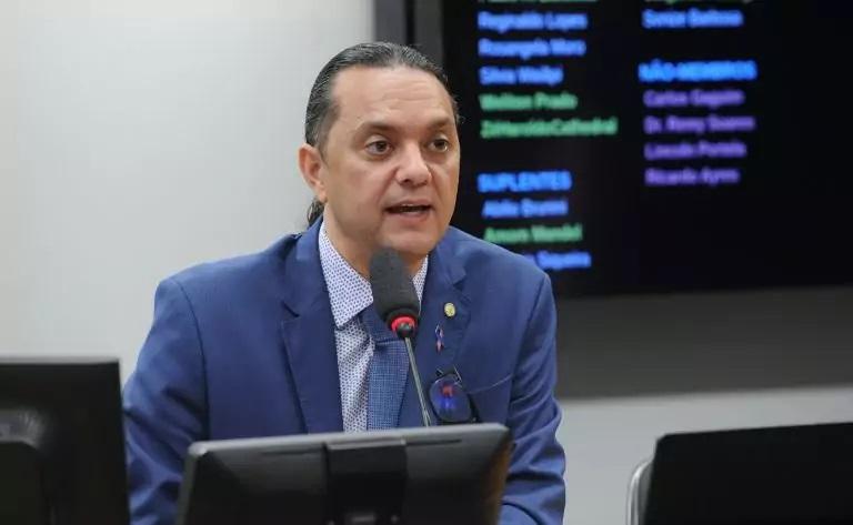 Comissão da Câmara aprova Projeto de Lei para gratuidade de justiça a pacientes com câncer e pessoas com deficiência
