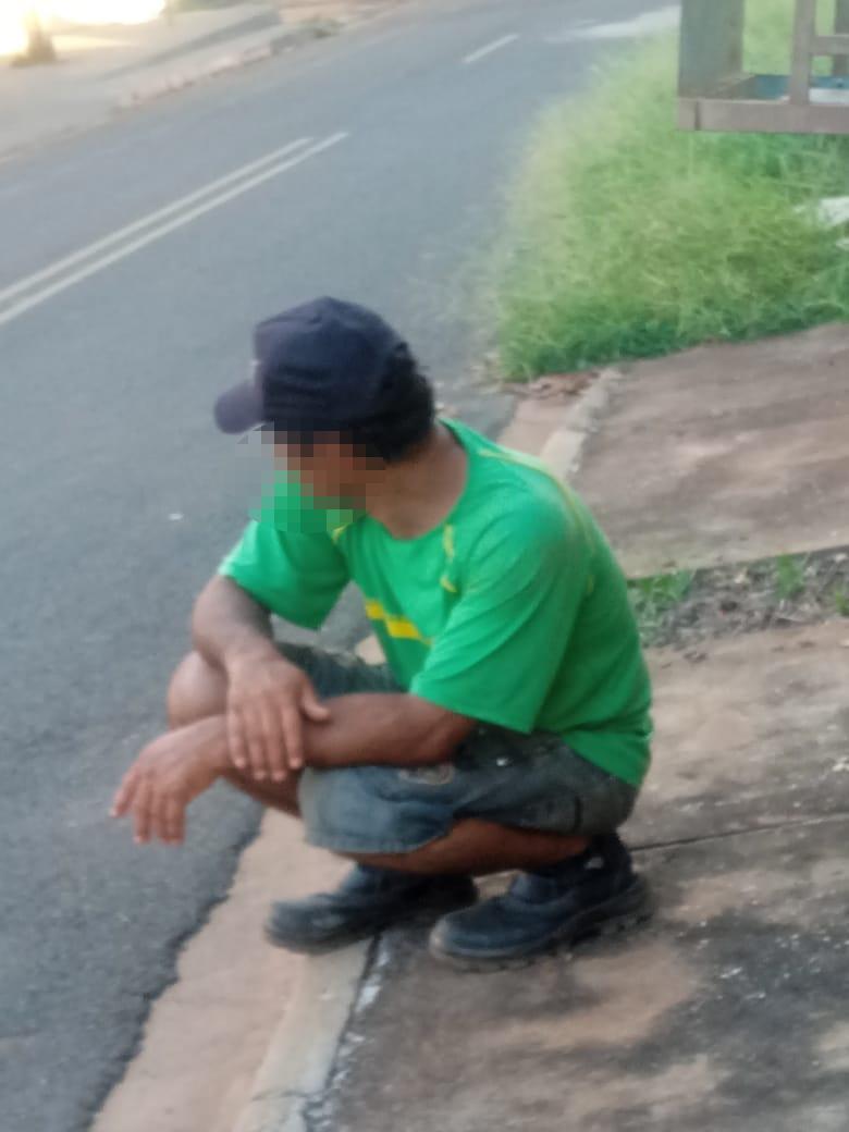 "Horror no Bairro Carandá: Homem tenta Invadir Lava Jato, Faz Ameaças de Estupro com mulher que estava com criança de 1 anos e é Detido pela PM"