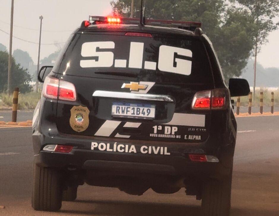 Jovem é presa por ameaçar expor conteúdo íntimo e tentar extorquir mulher