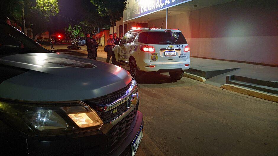 Suspeito morre em confronto com o Choque após perseguição em Campo Grande Suspeito morre em confronto com o Choque após perseguição em Campo Grande