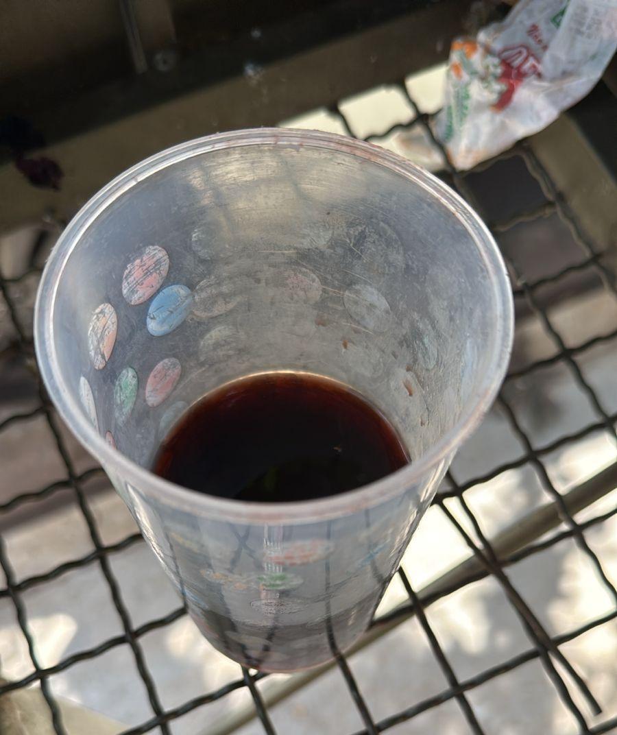 Trans conhecida como “Tina” toma até café durante furto em residência no Nova Três Lagoas Trans conhecida como “Tina” toma até café durante furto em residência no Nova Três Lagoas