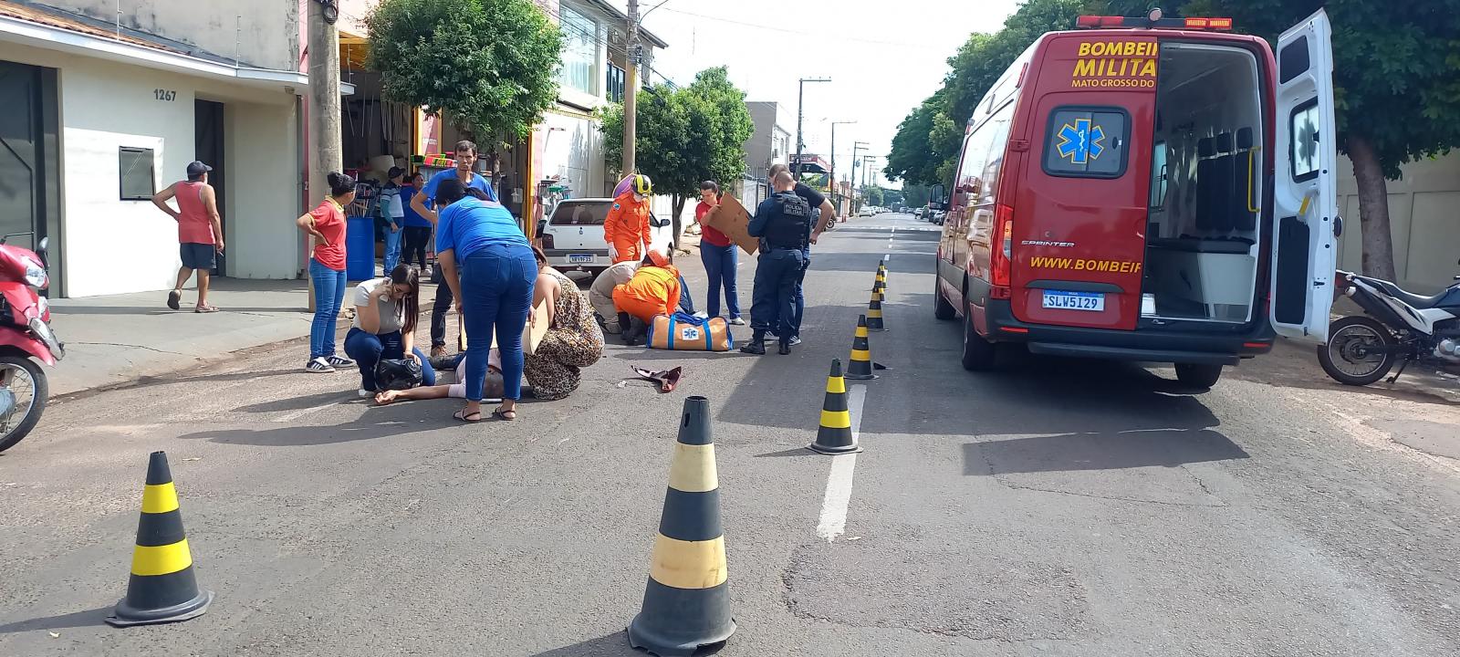 Acidente no bairro Vila Nova: Colisão entre motos deixa duas pessoas feridas em Três Lagoas Acidente no bairro Vila Nova: Colisão entre motos deixa duas pessoas feridas em Três Lagoas
