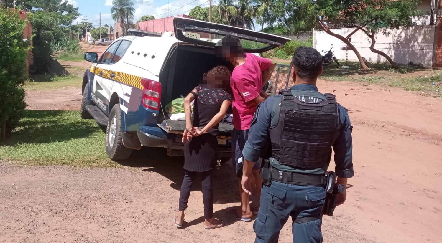 Casal preso em Motel pela PM de Três Lagoas chamaram até UBER após furtar carteira e gastar mais de R$ 2 mil reais Casal preso em Motel pela PM de Três Lagoas chamaram até UBER após furtar carteira e gastar mais de R$ 2 mil reais