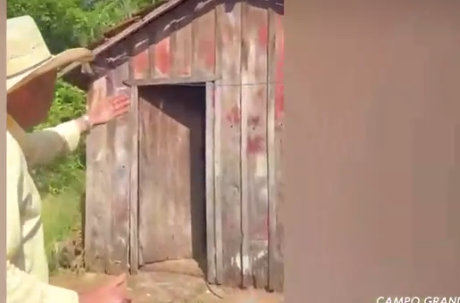 Era para ser brincadeira, mas ex-prefeito fecha laboratório de fundo de quintal