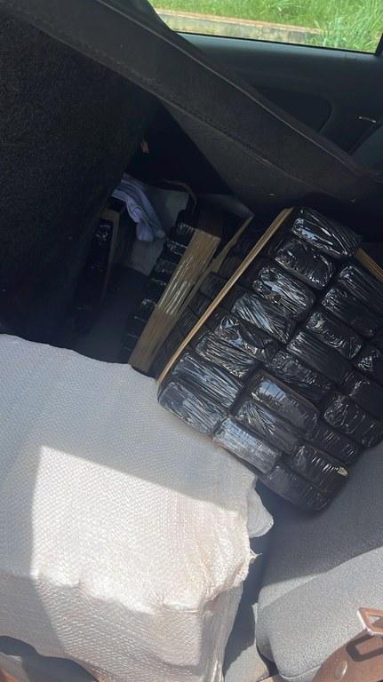 Polícia Federal apreende 226,9 kg de maconha na BR-158 entre Três Lagoas e Brasilândia-MS Polícia Federal apreende 226,9 kg de maconha na BR-158 entre Três Lagoas e Brasilândia-MS