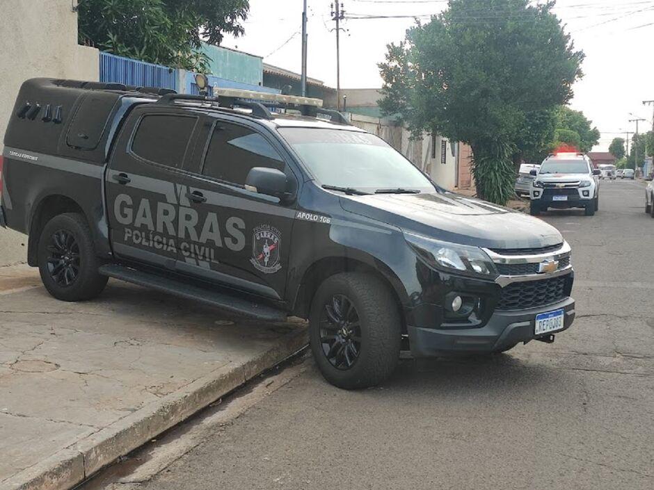 Homem é preso por ameaçar companheira, dirigir bêbado e ser flagrado com arma em Paranaíba-MS Homem é preso por ameaçar companheira, dirigir bêbado e ser flagrado com arma em Paranaíba-MS