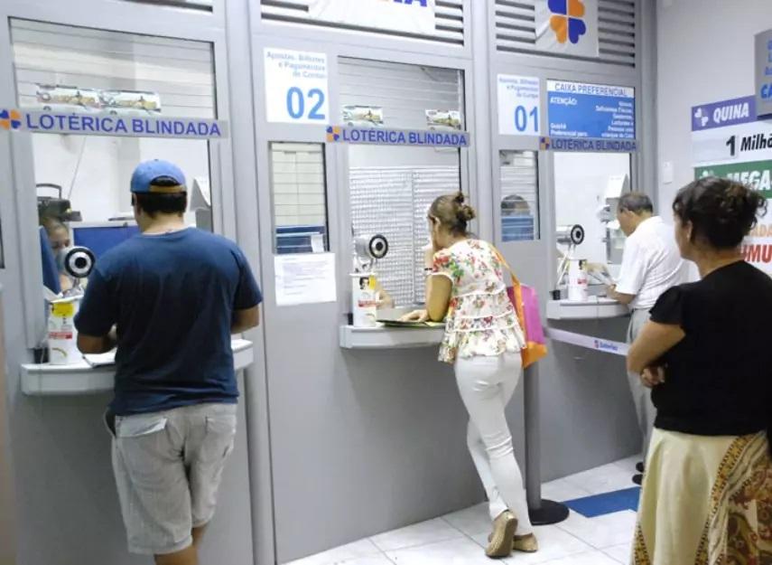 Bancos fecham no feriado, mas lotéricas de Três Lagoas atendem normalmente neste sábado (19) Bancos fecham no feriado, mas lotéricas de Três Lagoas atendem normalmente neste sábado (19)