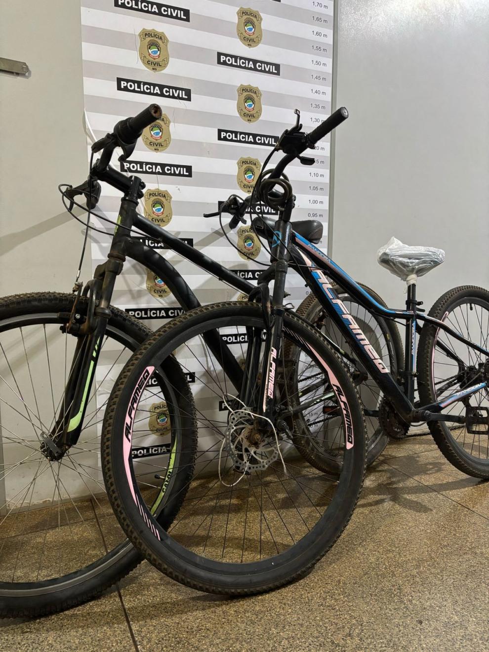 Dupla é identificada e bicicletas furtadas de clínica de reabilitação são recuperadas pela Polícia Civil em Três Lagoas