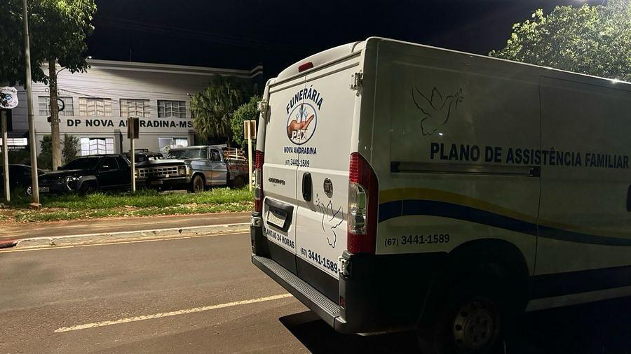 Motociclista morre após ser atingida por caminhonete em Nova Andradina Motociclista morre após ser atingida por caminhonete em Nova Andradina