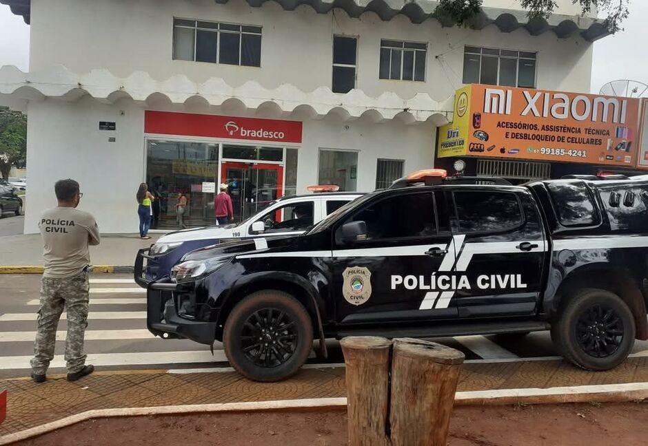 Segurança é encontrado morto em agência bancária de Iguatemi Segurança é encontrado morto em agência bancária de Iguatemi