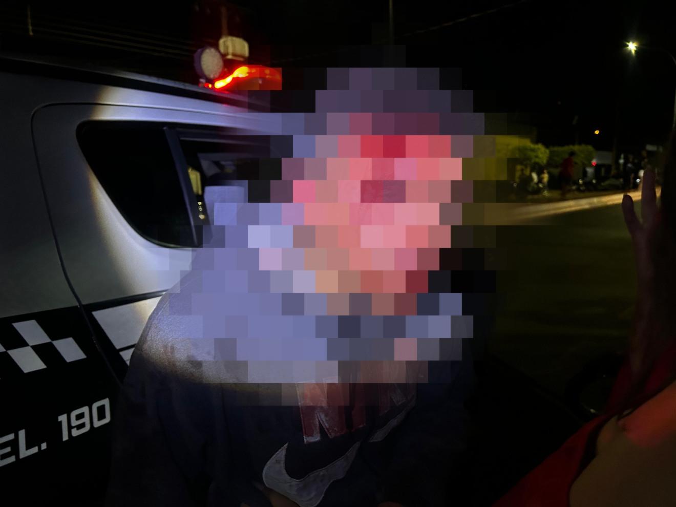 Confusão em boate termina com homem ferido na cabeça após ataque com garrafa em Três Lagoas Confusão em boate termina com homem ferido na cabeça após ataque com garrafa em Três Lagoas