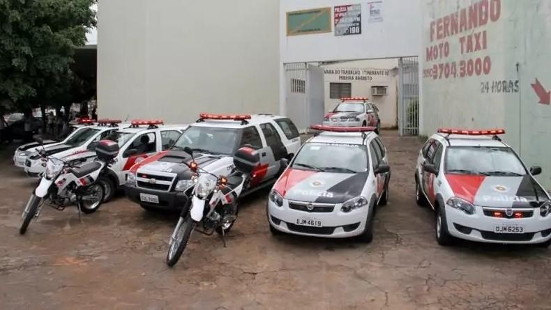 Pedreiro é preso com carro “frio” comprado em Três Lagoas, veículo foi apreendido em Pereira Barreto Pedreiro é preso com carro “frio” comprado em Três Lagoas, veículo foi apreendido em Pereira Barreto