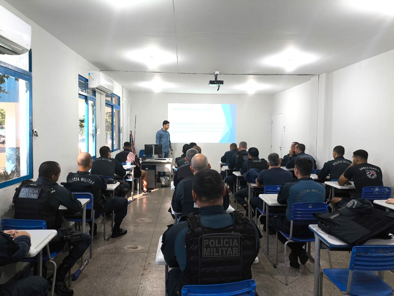 Policiais Militares de Três Lagoas recebem treinamento para fortalecer respeito e legalidade na relação com advogados