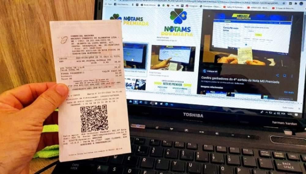 Três Sul-Mato-Grossenses Dividem Prêmio de R$ 100 Mil da Nota Premiada — 19 Ganhos Só em Três Lagoas Três Sul-Mato-Grossenses Dividem Prêmio de R$ 100 Mil da Nota Premiada — 19 Ganhos Só em Três Lagoas