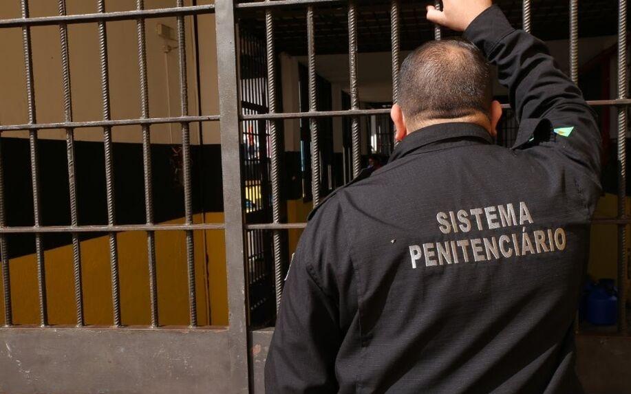 Casal é condenado a mais de 46 anos por matar e roubar caminhonete de morador em Chapadão Casal é condenado a mais de 46 anos por matar e roubar caminhonete de morador em Chapadão