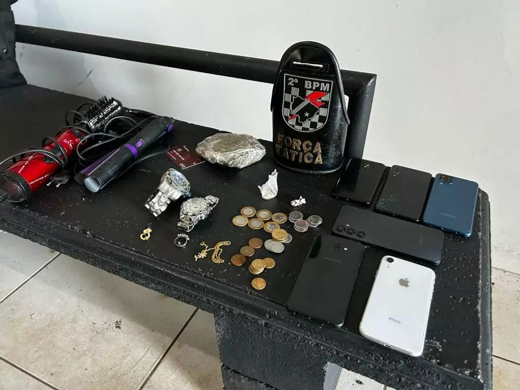 Força Tática prende homem após perseguição e encontra drogas em caixa de isopor em Três Lagoas Força Tática prende homem após perseguição e encontra drogas em caixa de isopor em Três Lagoas