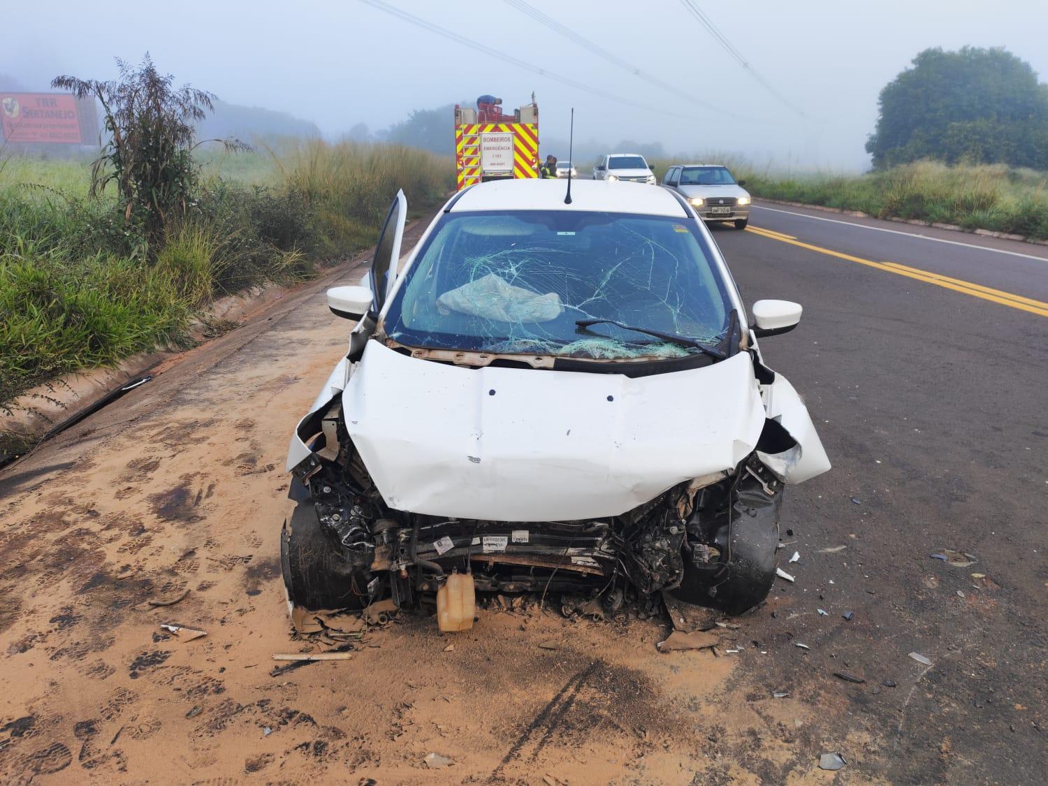 Grave acidente na BR-262 deixa três feridos em colisão frontal na saída de Três Lagoas para SP