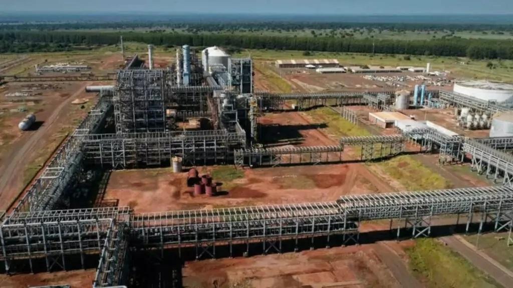 Guerra no Oriente Médio e incertezas globais adiam retomada da UFN3 em Três Lagoas Guerra no Oriente Médio e incertezas globais adiam retomada da UFN3 em Três Lagoas